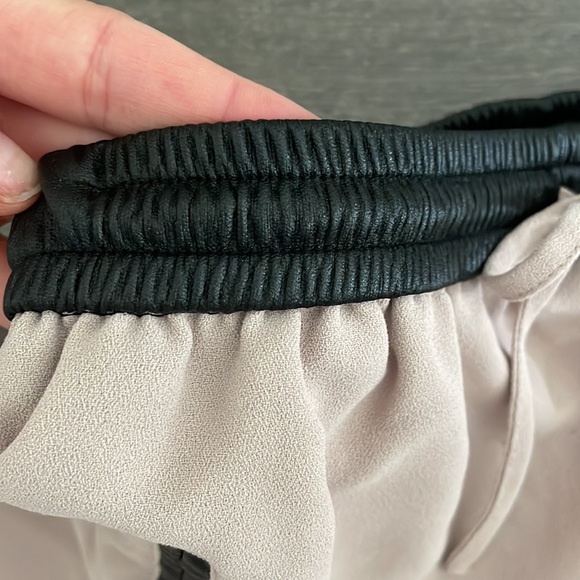 Dress pants - Picture 5 of 7